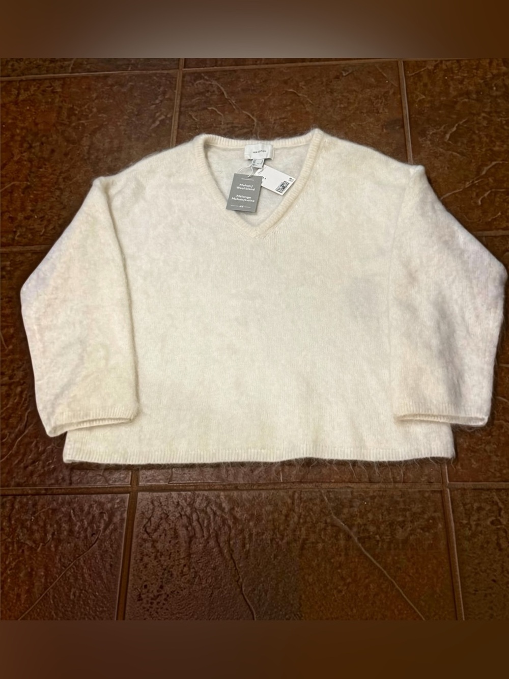 NEW H&M Premium Edition Mohair Wool Knit Blend White Women’s Size Medium Sweater